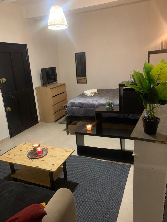 Tres Belle Suite Dans Le Centre Historique Ideale Pour 2 Personnes Orange  Eksteriør billede